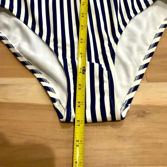 Boden Clean Sweetheart Swimsuit Navy Ivory Stripe Chevron 4R NWT - Picture 11 of 12